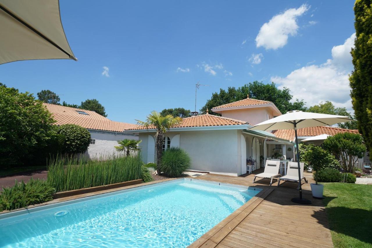 Chambres D'Hotes Villa Surcouf アンデルノ・レ・バン エクステリア 写真