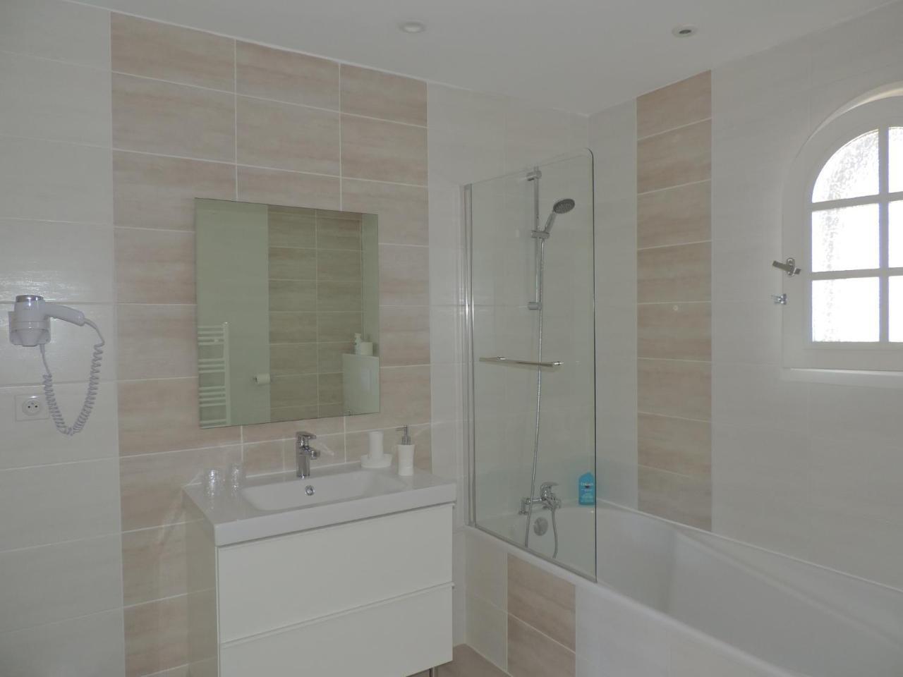 Chambres D'Hotes Villa Surcouf アンデルノ・レ・バン エクステリア 写真